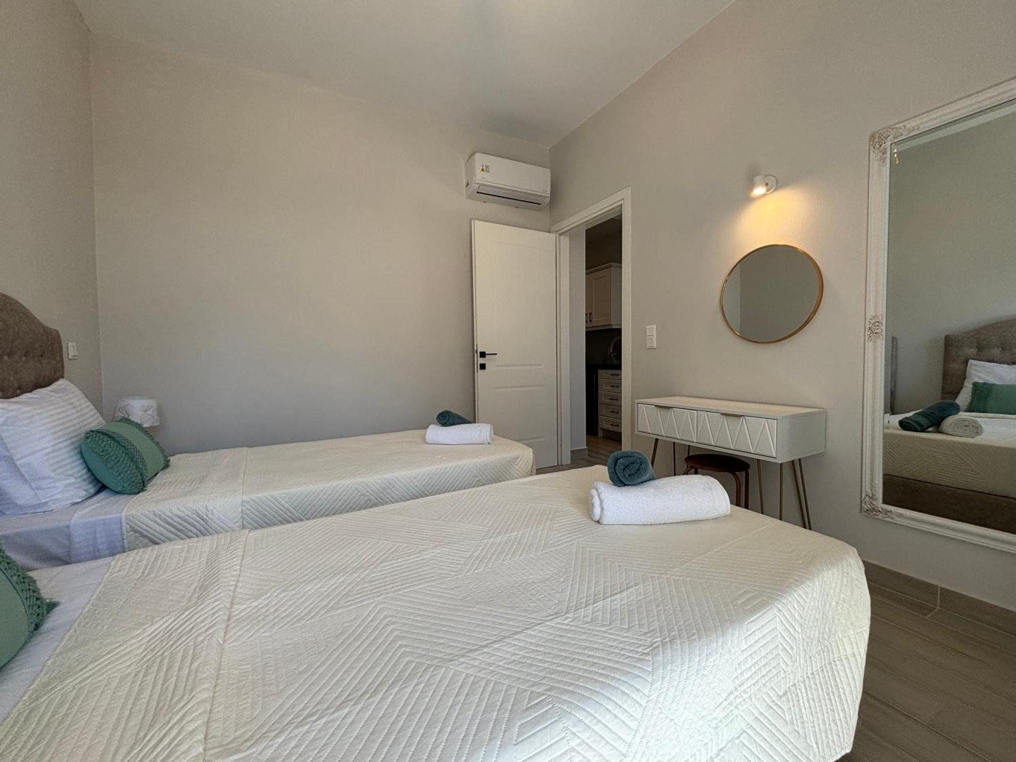 Mayflower Apartments Кассиопи Экстерьер фото