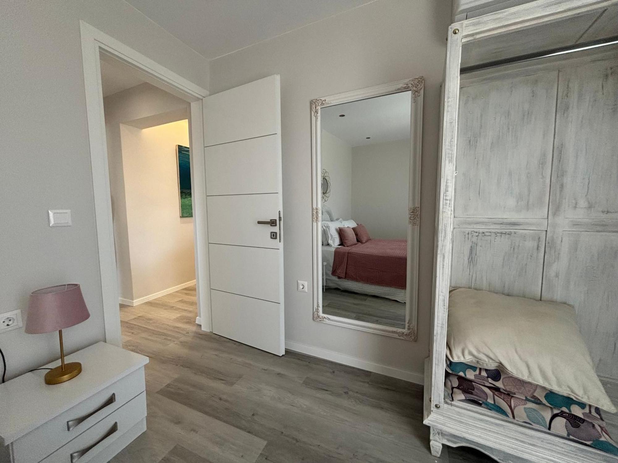 Mayflower Apartments Кассиопи Экстерьер фото